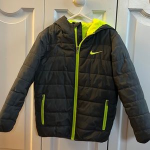 Lightweight Nike puffer jacket.